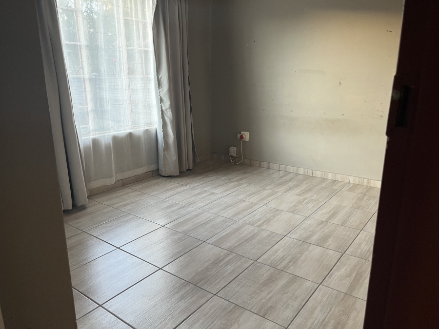 3 Bedroom Property for Sale in Waterval East North West